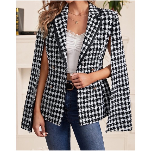 Classic Plaid Button up Cape Blazer - Picture 4 of 5